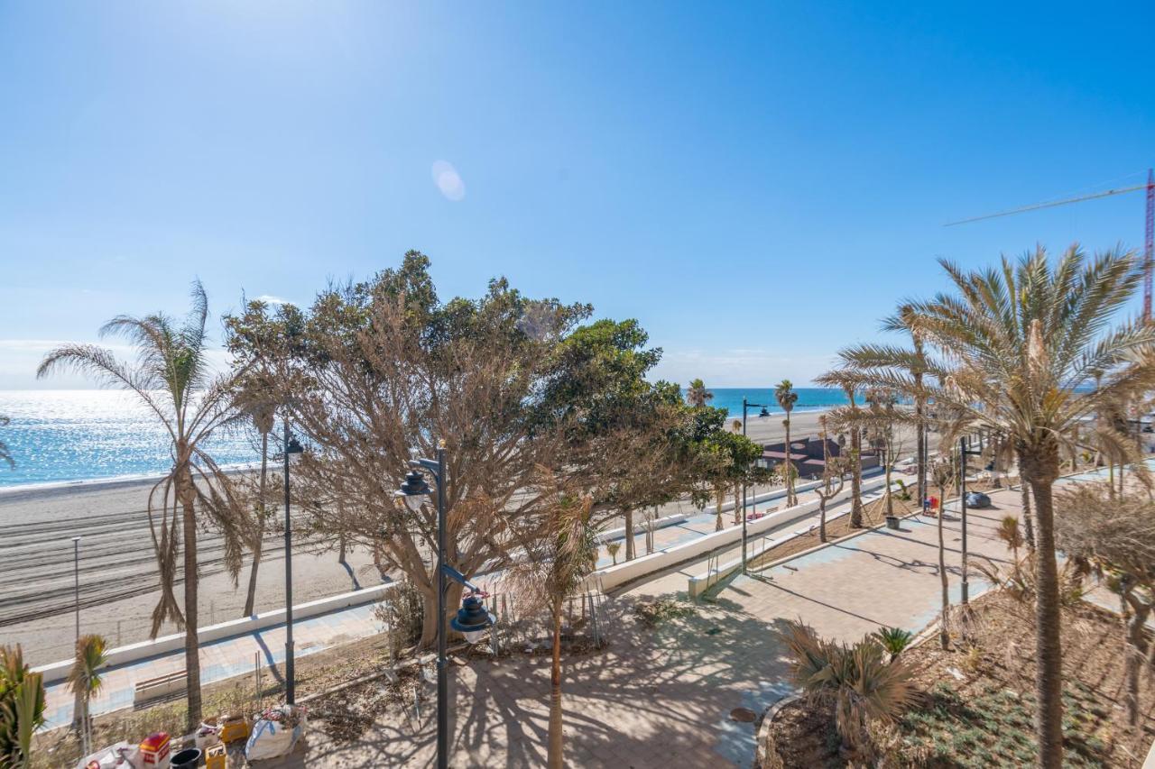 Apartamento Familiar Vistas Al Mar By Rent Me Estepona Kültér fotó