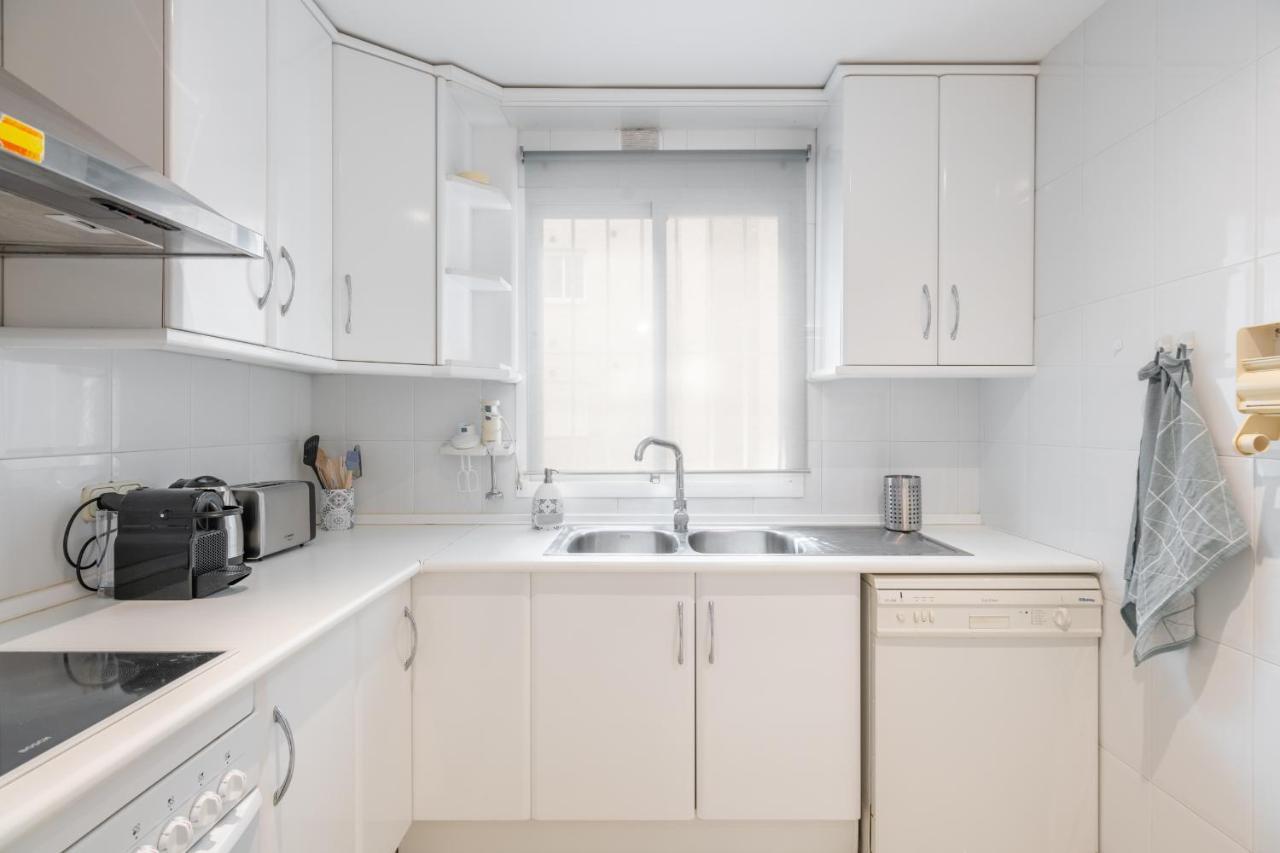 Apartamento Familiar Vistas Al Mar By Rent Me Estepona Kültér fotó